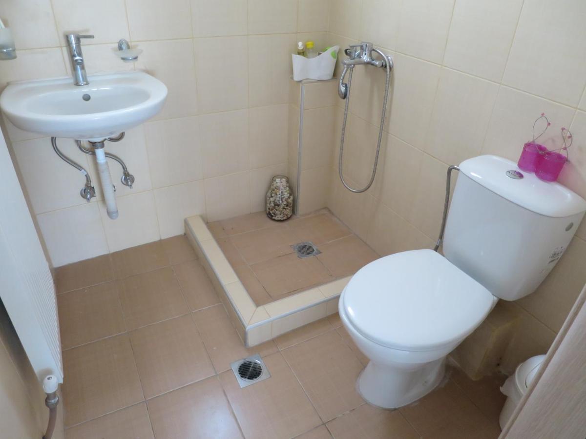 Guesthouse With Garden Komotini Exterior foto